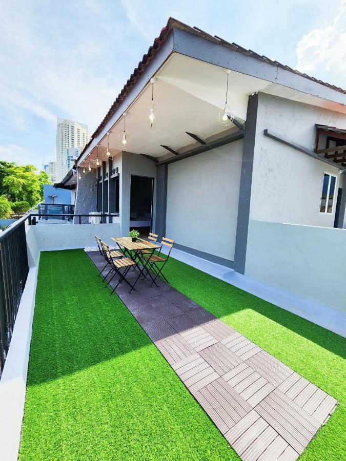 Gurney Coast Guest House By Sky Hive Τζωρτζ Τάουν Εξωτερικό φωτογραφία